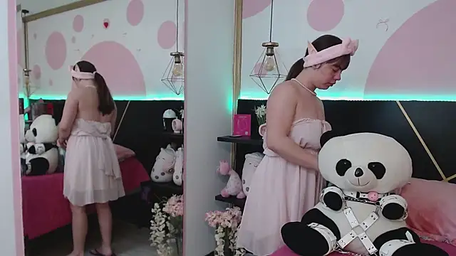 DanniAbbey online show from November 21, 11:53 am