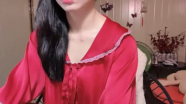 Snapshot of LinhChi_9x chatting on July 10, 12:43 am LinhChi 9x online show from July 10, 12:43 am