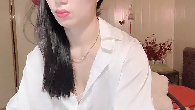 Snapshot of LinhChi_9x chatting on July 1, 2:34 am LinhChi 9x online show from July 1, 2:34 am