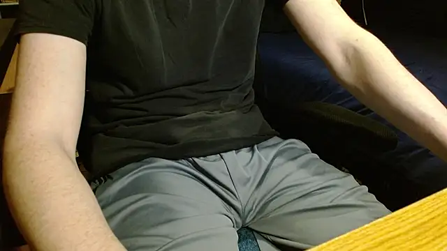 readytocome90 online show from March 26, 1:04 am