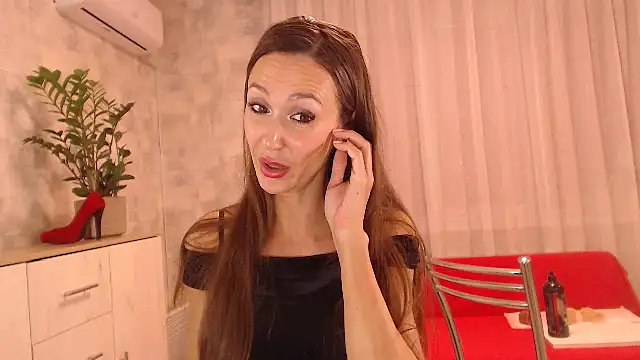 Snapshot of DanaPerezX chatting on March 4, 3:04 pm DanaPerezX online show from March 4, 3:04 pm