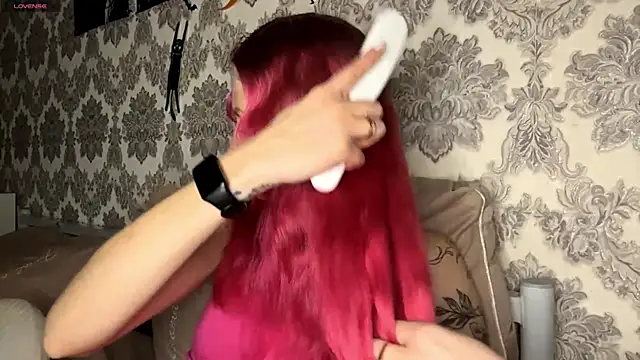 MarthaGees online show from November 28, 5:02 pm