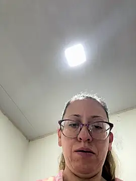 miss hanna07 online show from September 27, 3:12 am