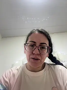 Snapshot of miss_hanna07 chatting on July 19, 4:10 am miss hanna07 online show from July 19, 4:10 am
