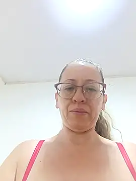 miss hanna07 online show from October 3, 12:39 pm