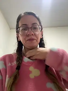 miss hanna07 online show from March 28, 11:11 am