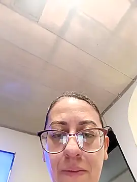 miss hanna07 online show from April 14, 2:22 pm