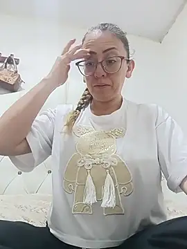 miss hanna07 online show from November 28, 8:09 pm