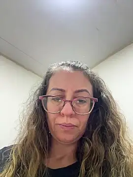 miss hanna07 online show from April 16, 9:50 pm