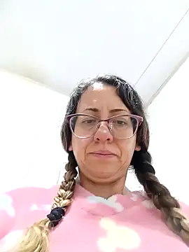 miss hanna07 online show from November 25, 11:16 pm