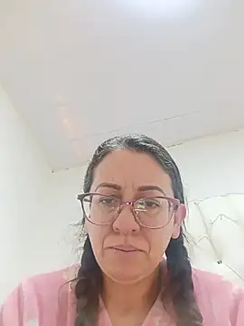 Snapshot of miss_hanna07 chatting on July 13, 1:43 pm miss hanna07 online show from July 13, 1:43 pm