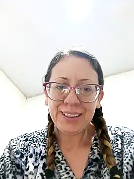 miss hanna07 online show from December 4, 9:52 am