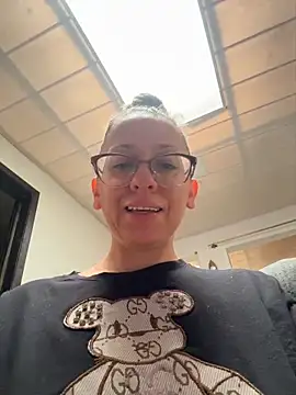 miss hanna07 online show from November 2, 4:12 pm