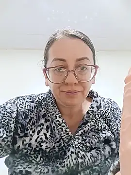 Snapshot of miss_hanna07 chatting on July 2, 3:23 am miss hanna07 online show from July 2, 3:23 am