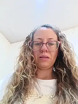 miss hanna07 online show from November 23, 6:07 pm