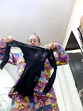 miss hanna07 online show from November 18, 12:19 pm