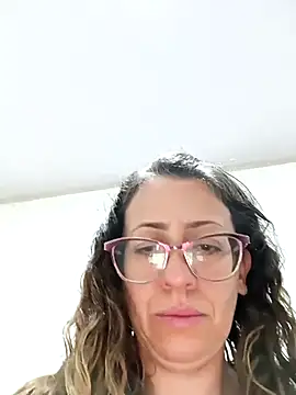 miss hanna07 online show from December 16, 2:16 am