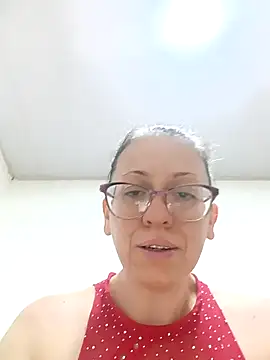 miss hanna07 online show from December 14, 1:06 pm