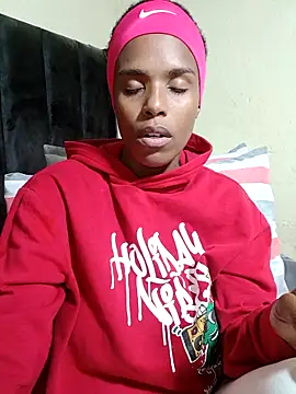 Snapshot of SexySlenderLexy chatting on September 29, 6:31 am SexySlenderLexy online show from September 29, 6:31 am