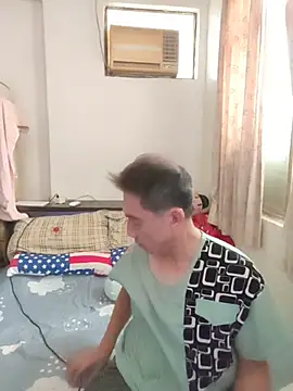 YuHsuant online show from October 8, 2:02 am