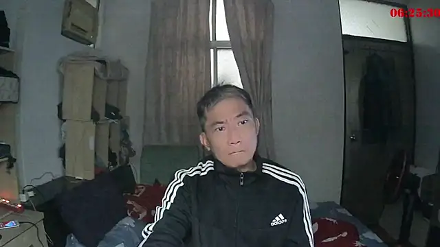 YuHsuant online show from February 12, 11:20 pm