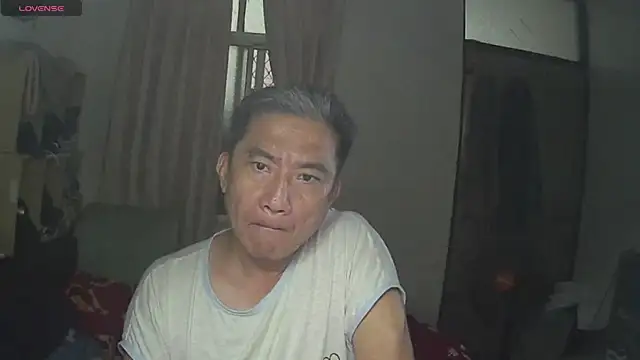 YuHsuant online show from March 12, 9:55 am