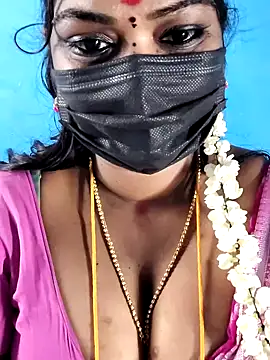 Snapshot of mayaa2u chatting on May 8, 9:18 pm mayaa2u online show from May 8, 9:18 pm