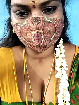 Snapshot of mayaa2u chatting on July 19, 5:21 pm mayaa2u online show from July 19, 5:21 pm