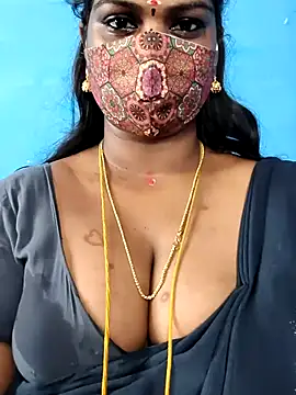 Snapshot of mayaa2u chatting on June 2, 3:50 am mayaa2u online show from June 2, 3:50 am