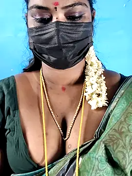 Snapshot of mayaa2u chatting on May 12, 2:01 pm mayaa2u online show from May 12, 2:01 pm