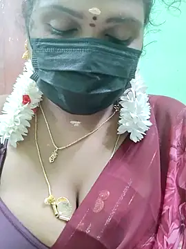 Snapshot of malliga98 chatting on November 28, 6:41 pm malliga98 online show from November 28, 6:41 pm