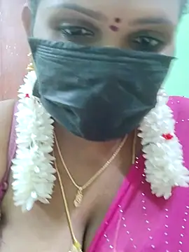 Snapshot of malliga98 chatting on November 11, 6:47 pm malliga98 online show from November 11, 6:47 pm