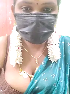 Snapshot of malliga98 chatting on November 5, 8:23 pm malliga98 online show from November 5, 8:23 pm