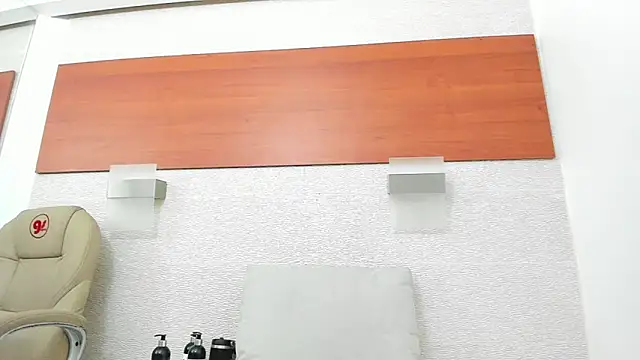 maddy cartter online show from December 1, 11:33 am