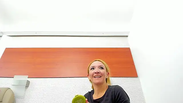 maddy cartter online show from December 19, 10:17 am