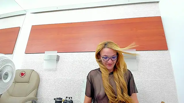 maddy cartter online show from November 24, 11:21 am