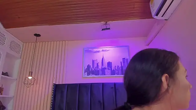 Snapshot of diosa_cristal chatting on July 15, 2:29 am diosa cristal online show from July 15, 2:29 am