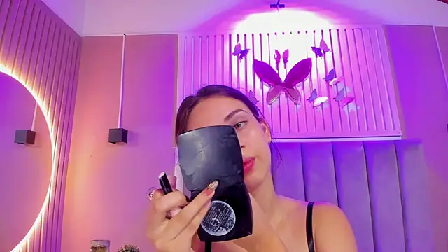 diosa cristal online show from November 22, 3:38 am