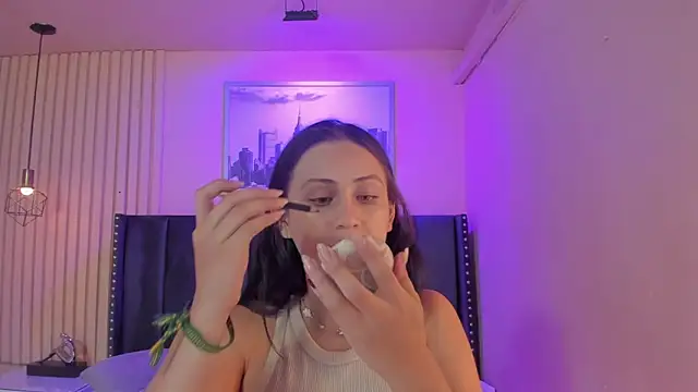 diosa cristal online show from June 10, 3:30 am