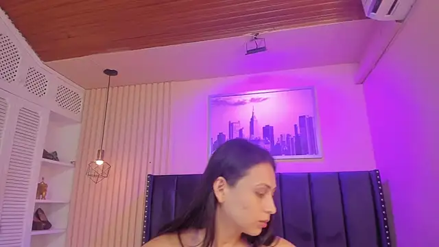 Snapshot of diosa_cristal chatting on July 24, 3:35 am diosa cristal online show from July 24, 3:35 am