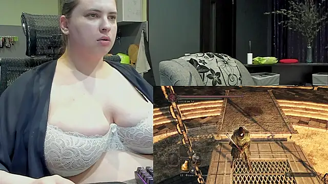 1lindsey1 online show from March 22, 3:31 pm