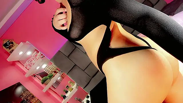 Snapshot of Saamanthaa11 chatting on February 3, 6:22 am Saamanthaa11 online show from February 3, 6:22 am