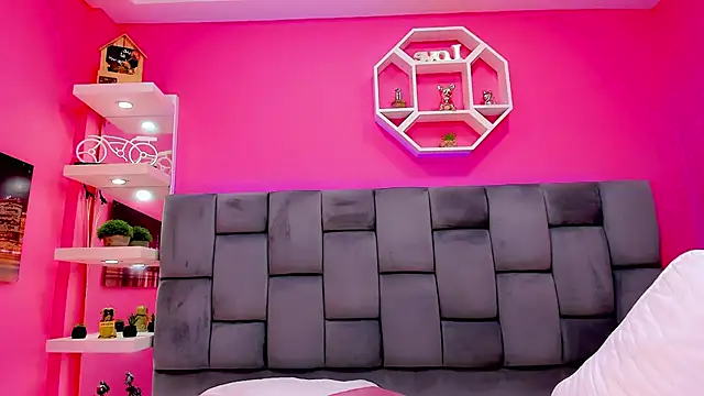 Saamanthaa11 online show from March 17, 4:59 am