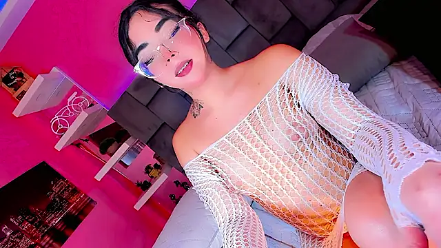 Snapshot of Saamanthaa11 chatting on March 1, 5:07 am Saamanthaa11 online show from March 1, 5:07 am