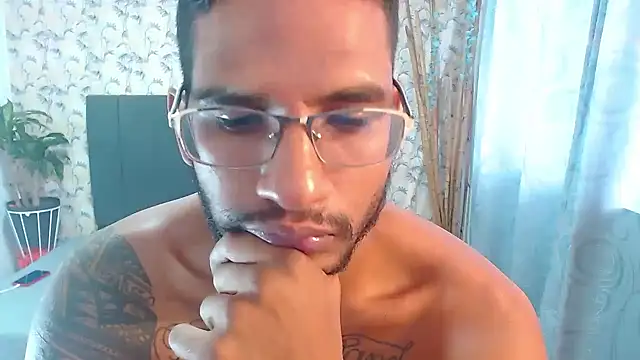 sweet-blowork online show from December 23, 10:01 pm