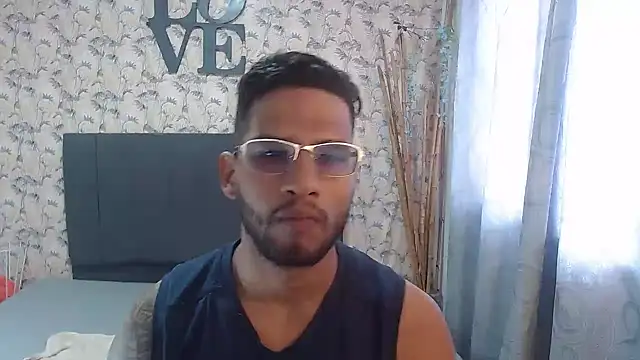 sweet-blowork online show from December 14, 6:41 pm