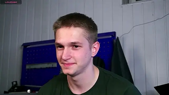 Snapshot of dustyn_fox chatting on November 8, 3:04 pm dustyn fox online show from November 8, 3:04 pm