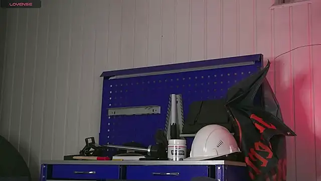 Snapshot of dustyn_fox chatting on September 26, 1:07 pm dustyn fox online show from September 26, 1:07 pm