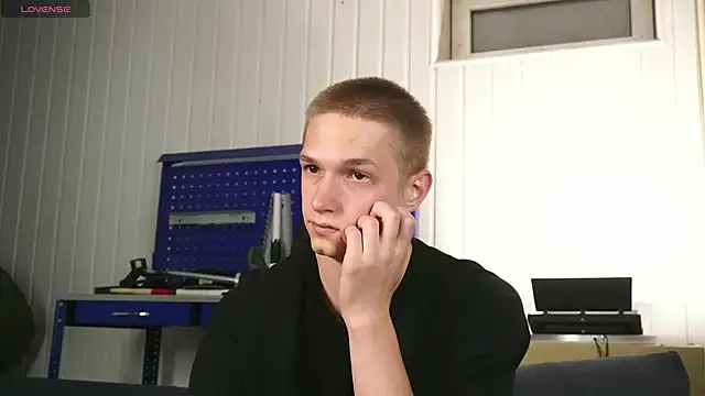 Snapshot of dustyn_fox chatting on September 21, 4:34 pm dustyn fox online show from September 21, 4:34 pm