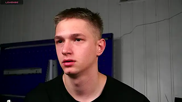 Snapshot of dustyn_fox chatting on November 27, 3:01 pm dustyn fox online show from November 27, 3:01 pm